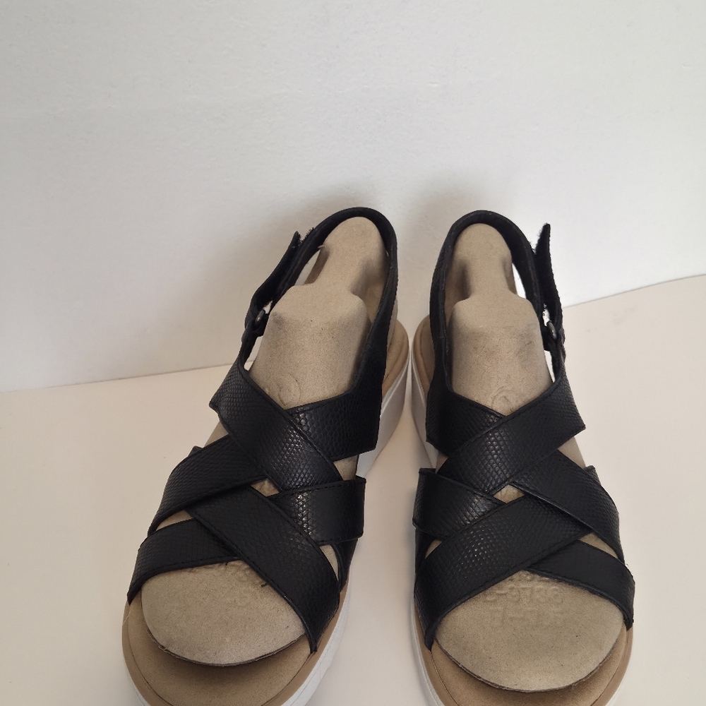 Clark’s Women’s  Jillian Black Leather Criss Cross Strappy Wedge Sandals - Picture 6 of 16